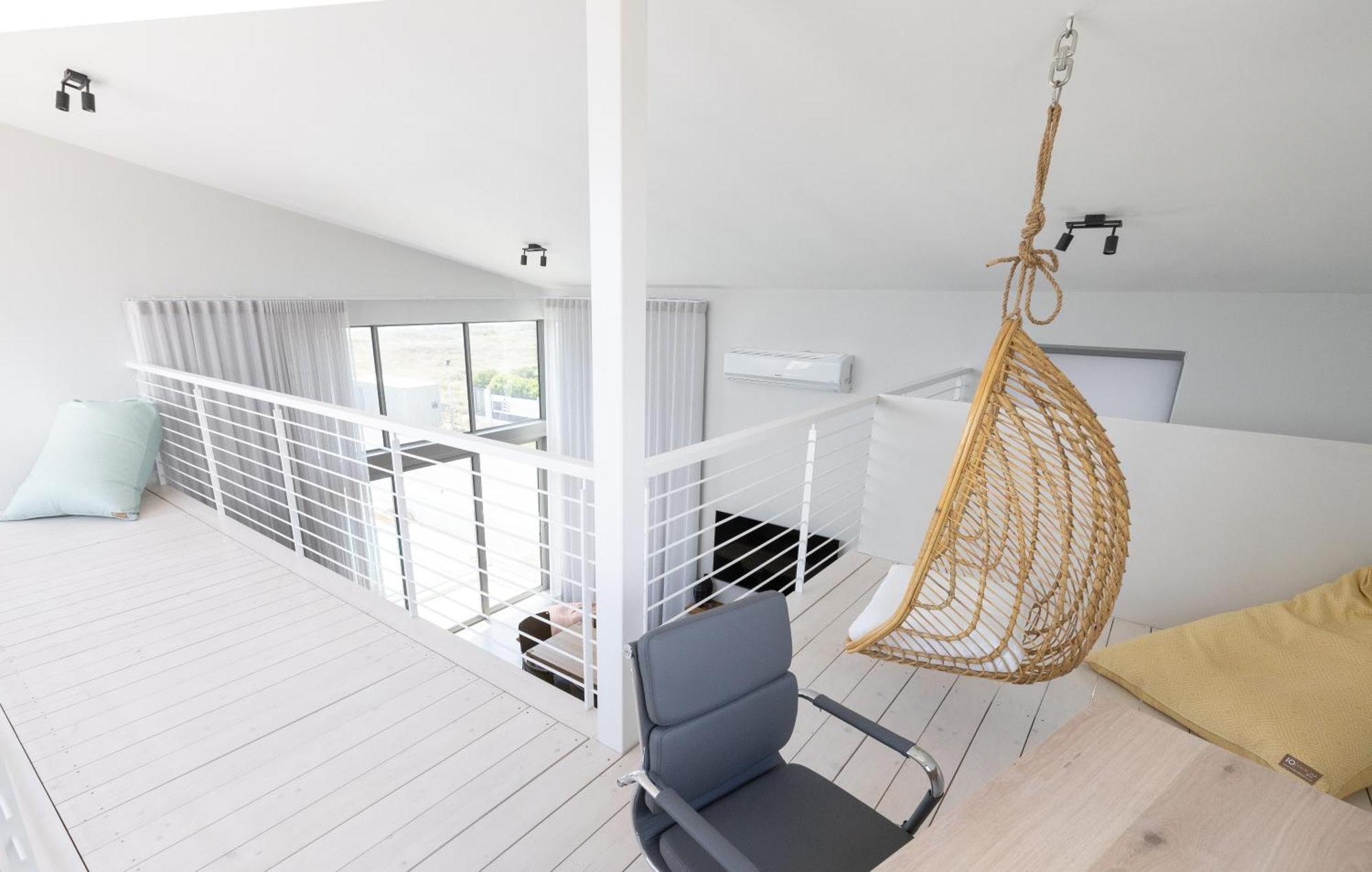 Ocean 9 - Sunset Beachfront Residency เคปทาวน์ ภายนอก รูปภาพ